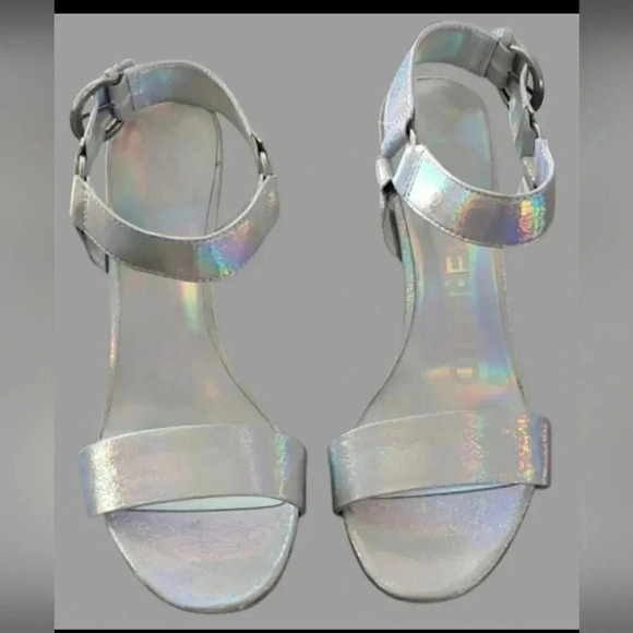 KL Silver 9.5 Iridescent Cocktail Sparkling Formal Holiday Sandals - Picture 6 of 8